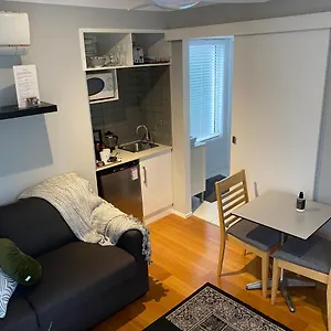 Paperbark 4* Brisbane